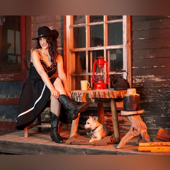 Meet your Posher, Tara - Picture 6 of 7